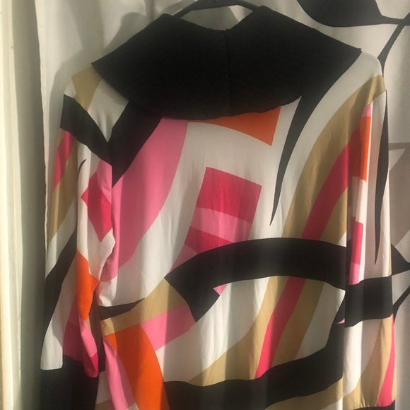 Rebound women Junior Plus 2X Multicolored Cowl Neck Top - Picture 4 of 5